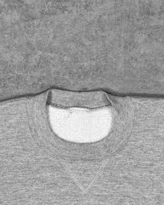 Vintage 1990s Russell Athletic Grey Blank Crewneck – V-Stitch Fleece Sweatshirt