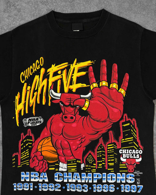 Vintage 1997 Chicago Bulls Five Time NBA Champions T-Shirt – Changes – Made in USA