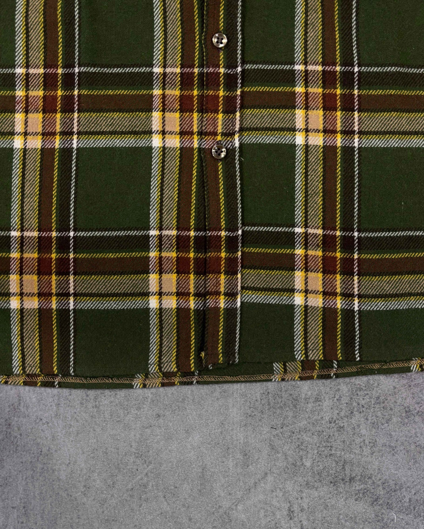 Vintage 1970s Green Plaid Flannel Shirt – Workwear Button Down Lumberjack
