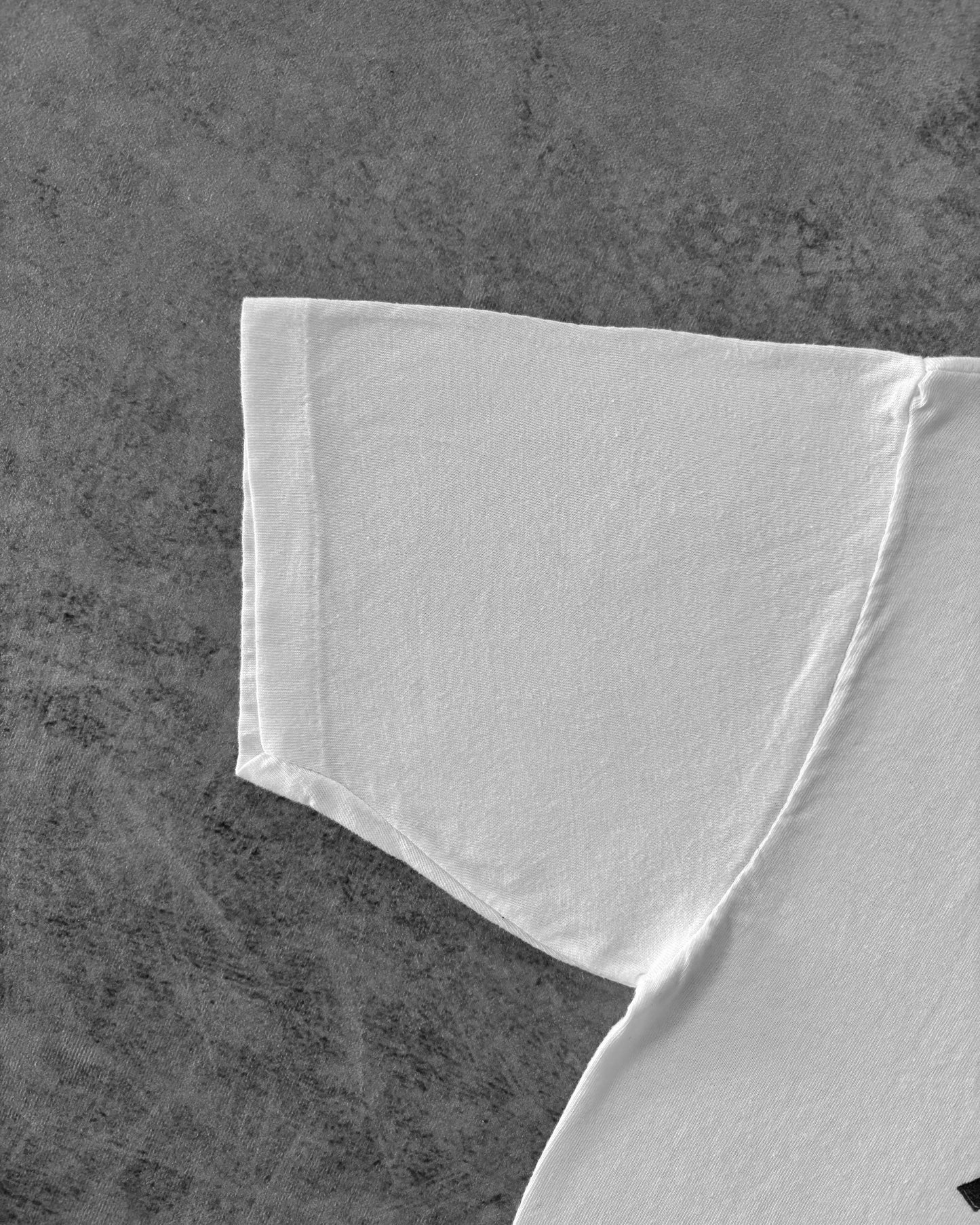 Vintage 1990s “Same Old F*ckin’ Gift” T-Shirt – Cartoon Duck – California Solar-T Tag