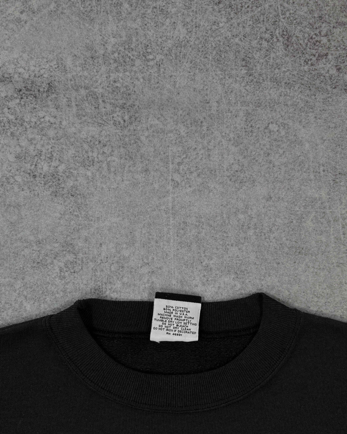 Vintage 1990s Chicago Bulls Mosaic Logo Crewneck - NBA - Made in USA
