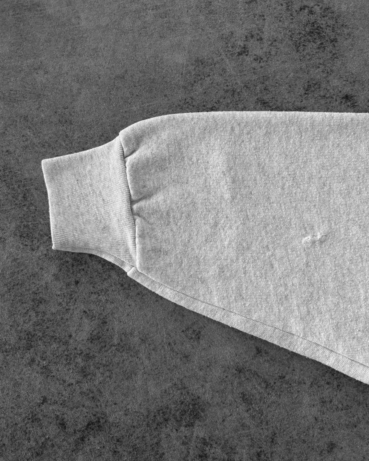 Vintage 1990s Wisconsin Badgers Crewneck Sweatshirt – Fruit of the Loom Heavy – USA Made