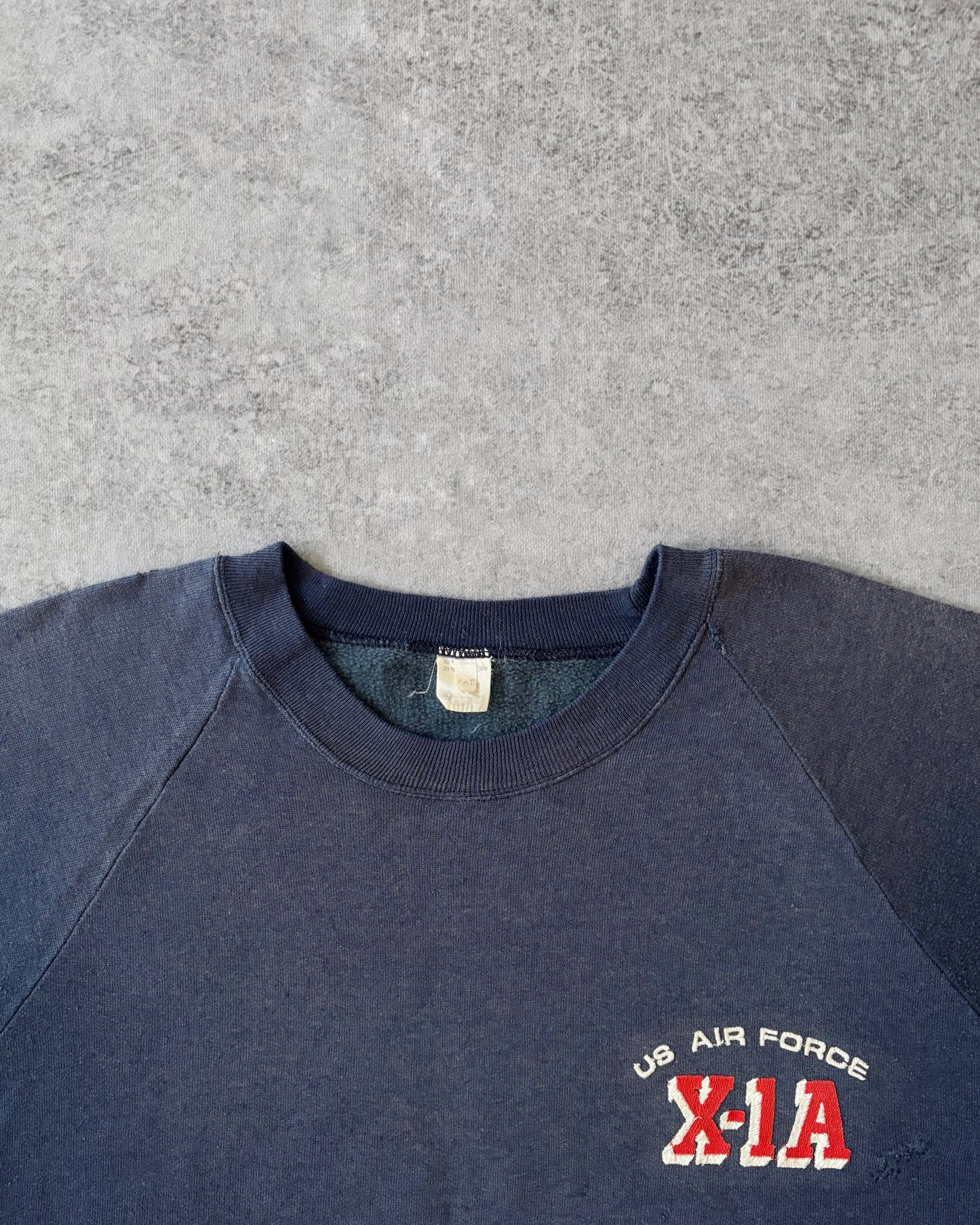 Vintage Sun Faded 1980s US Air Force Embroidered Distressed Crewneck