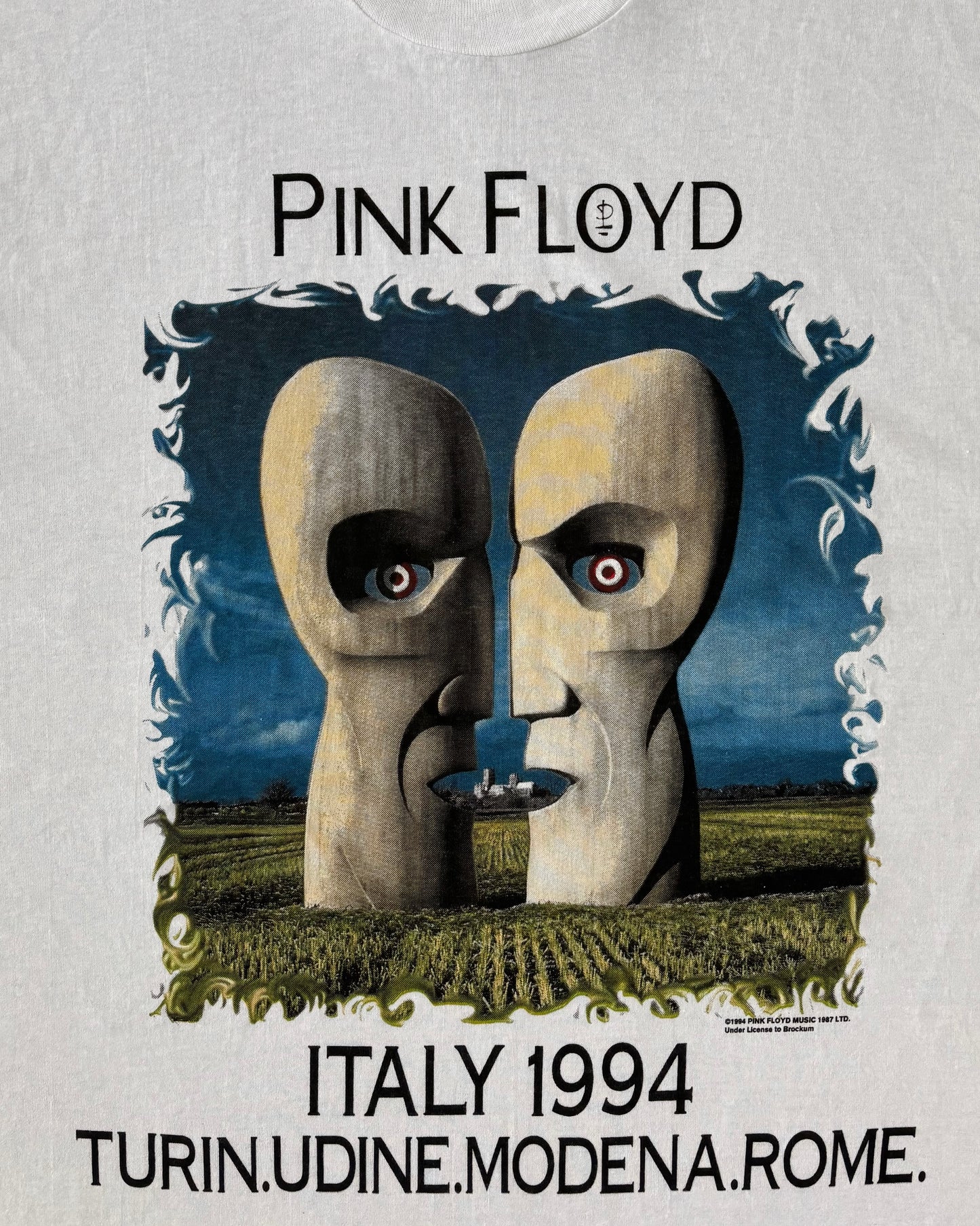 Vintage 1994 Pink Floyd “The Division Bell” Italy Tour T-Shirt – Brockum – Screen Stars – Made in USA