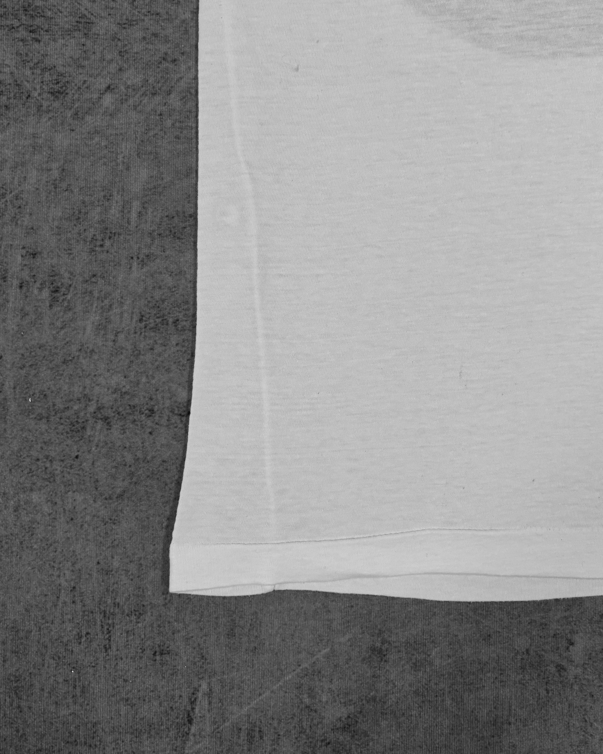 BMW logo t-shirt size tag detail