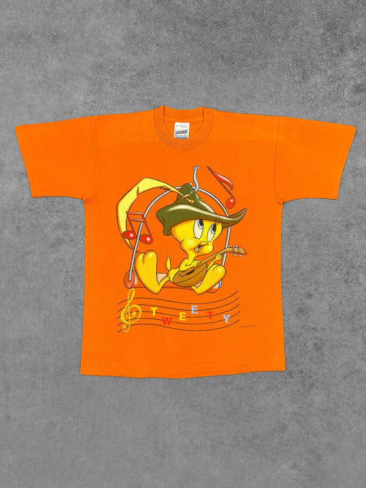 Front view of vintage 1998 Warner Bros Tweety musician graphic t-shirt