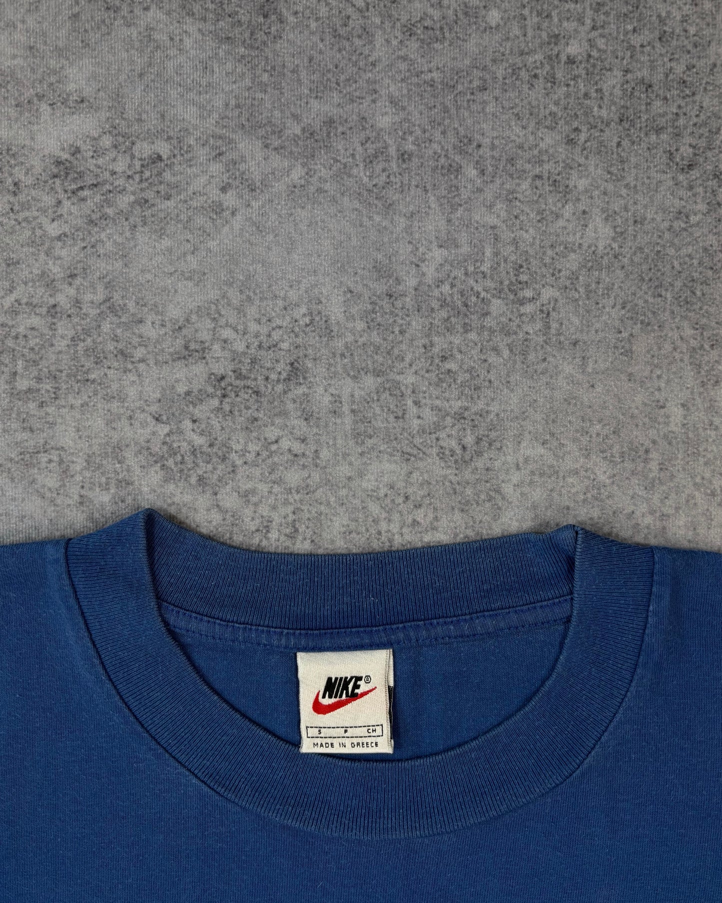 Vintage 1990s Nike Big Swoosh T-Shirt Made in Greece