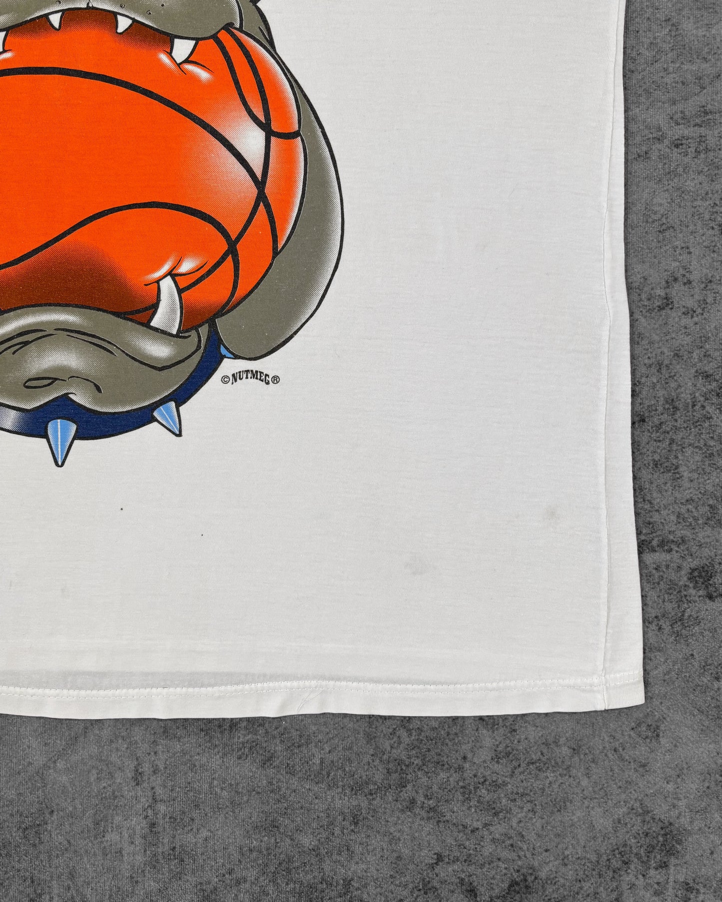 Vintage 1990s Nutmeg Mills Georgetown Hoyas t-shirt, stitching detail