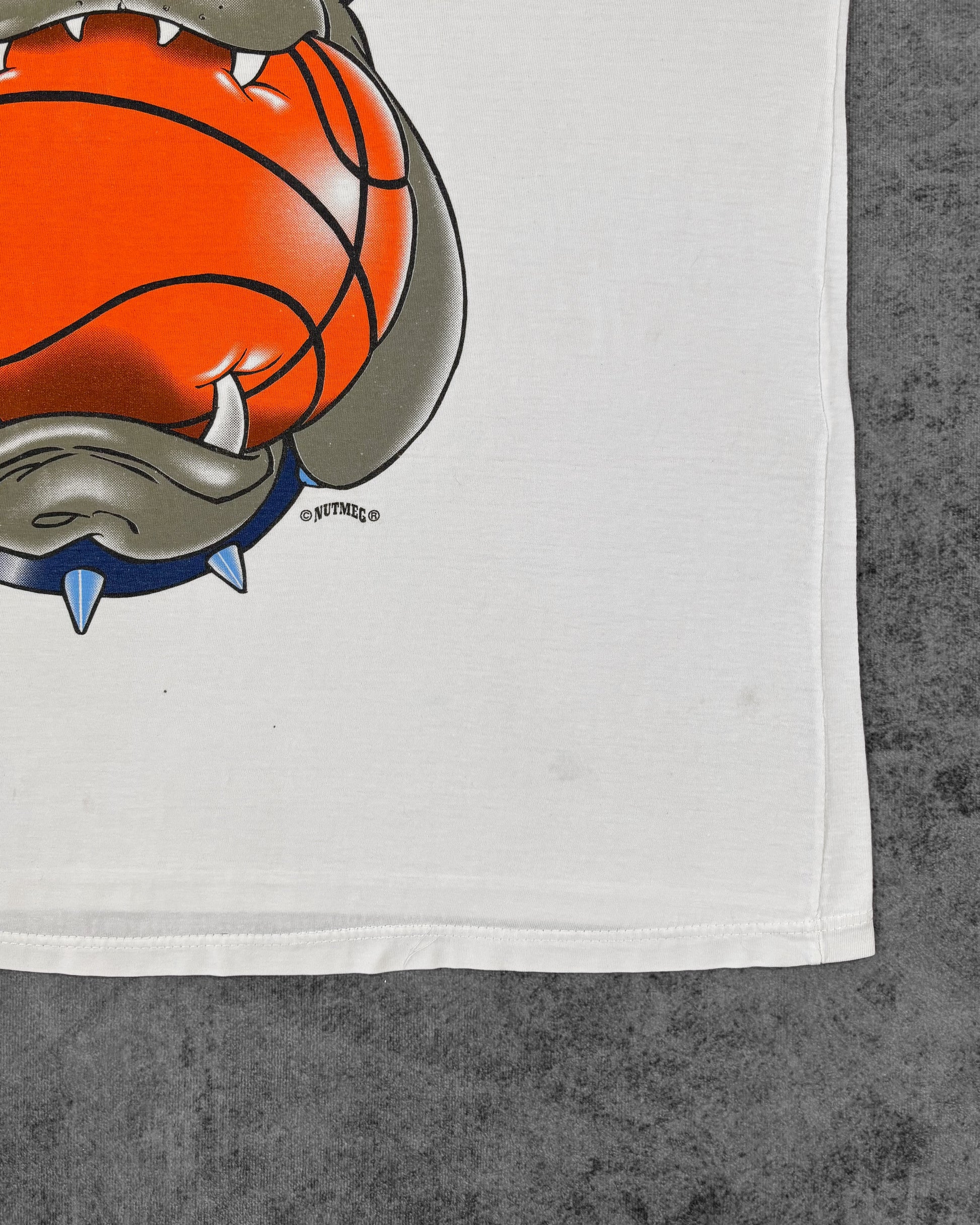 Vintage 1990s Nutmeg Mills Georgetown Hoyas t-shirt, stitching detail