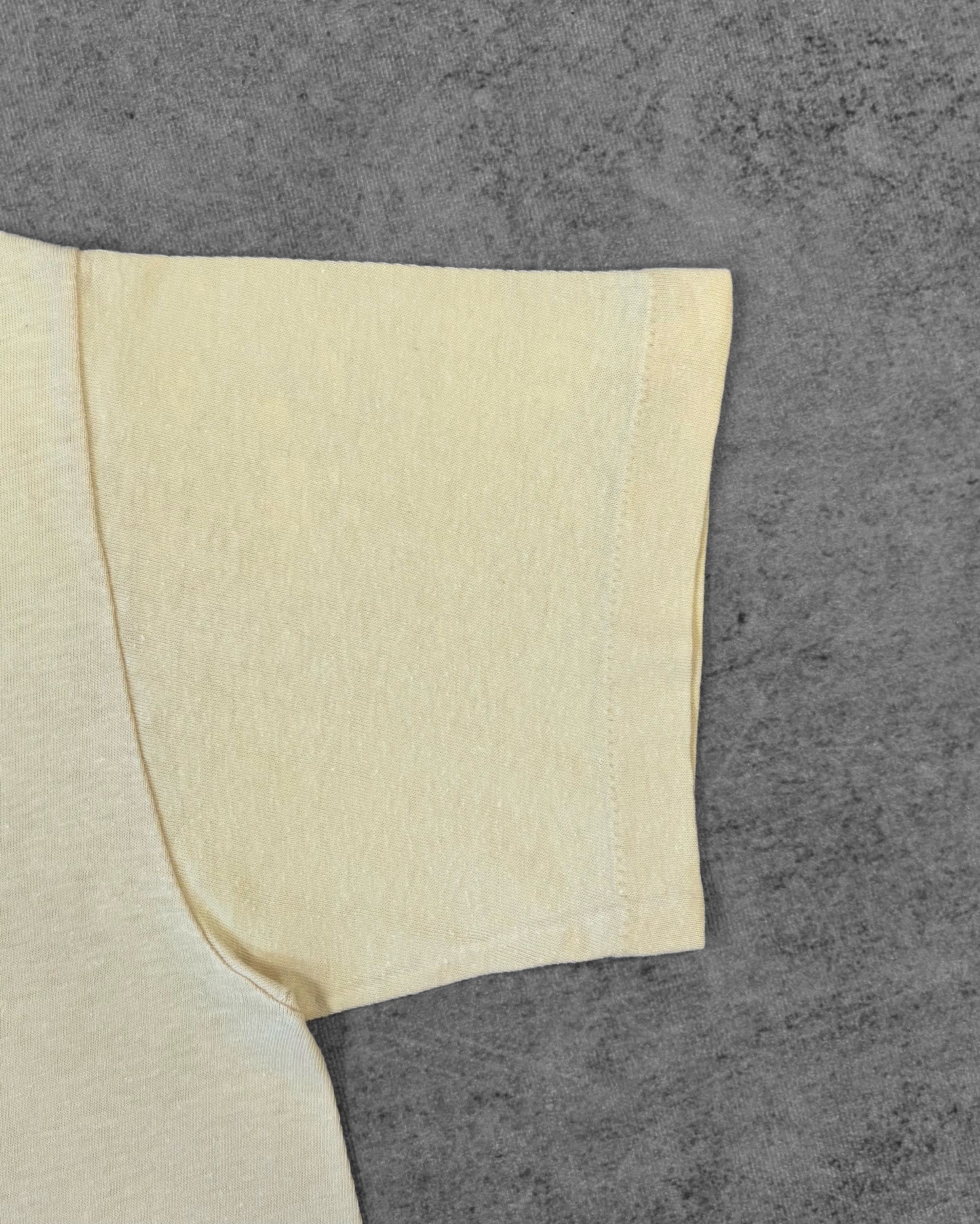 Single stitch detail on sleeve hem of vintage Warner Bros t-shirt