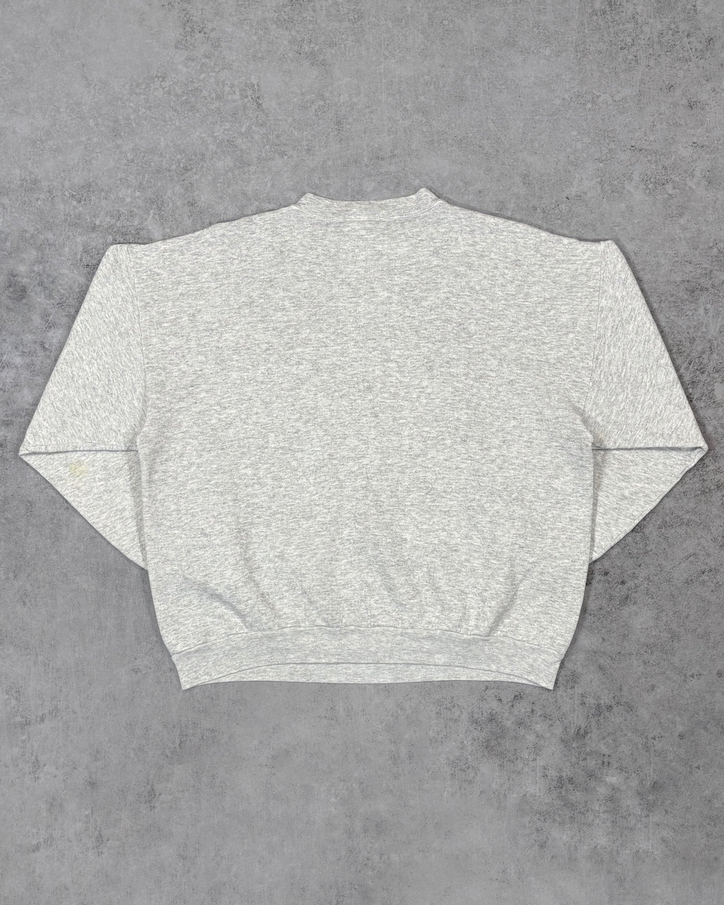 Vintage 1990s North American Outfitters Deer Hunting Graphic Crewneck Sweatshirt – Tultex Blank – Hunting Rifle Print
