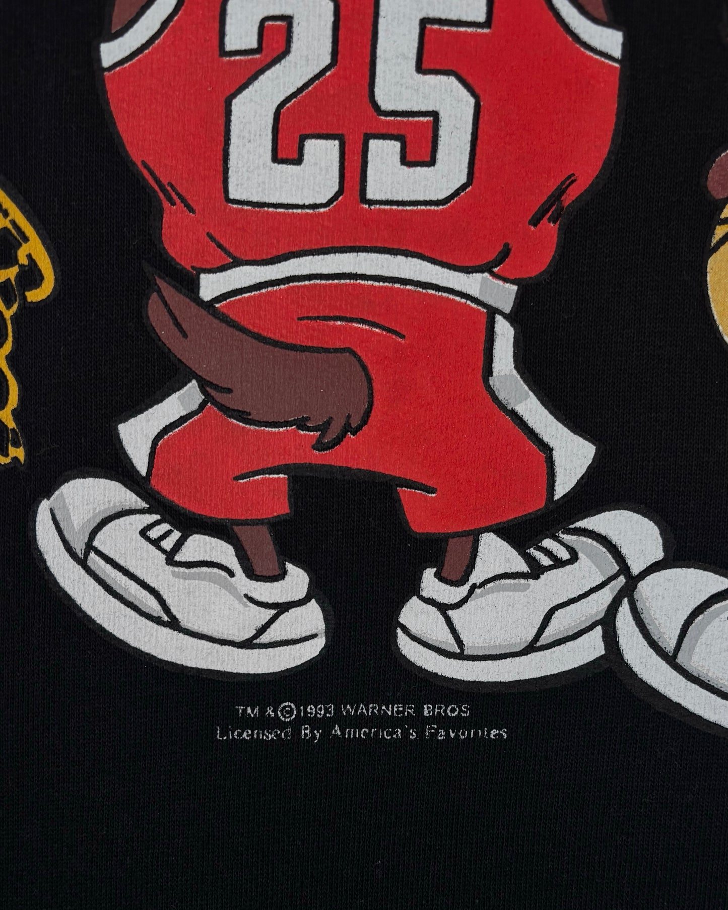 Vintage 1993 Looney Tunes Basketball Long Sleeve T-Shirt – Warner Bros
