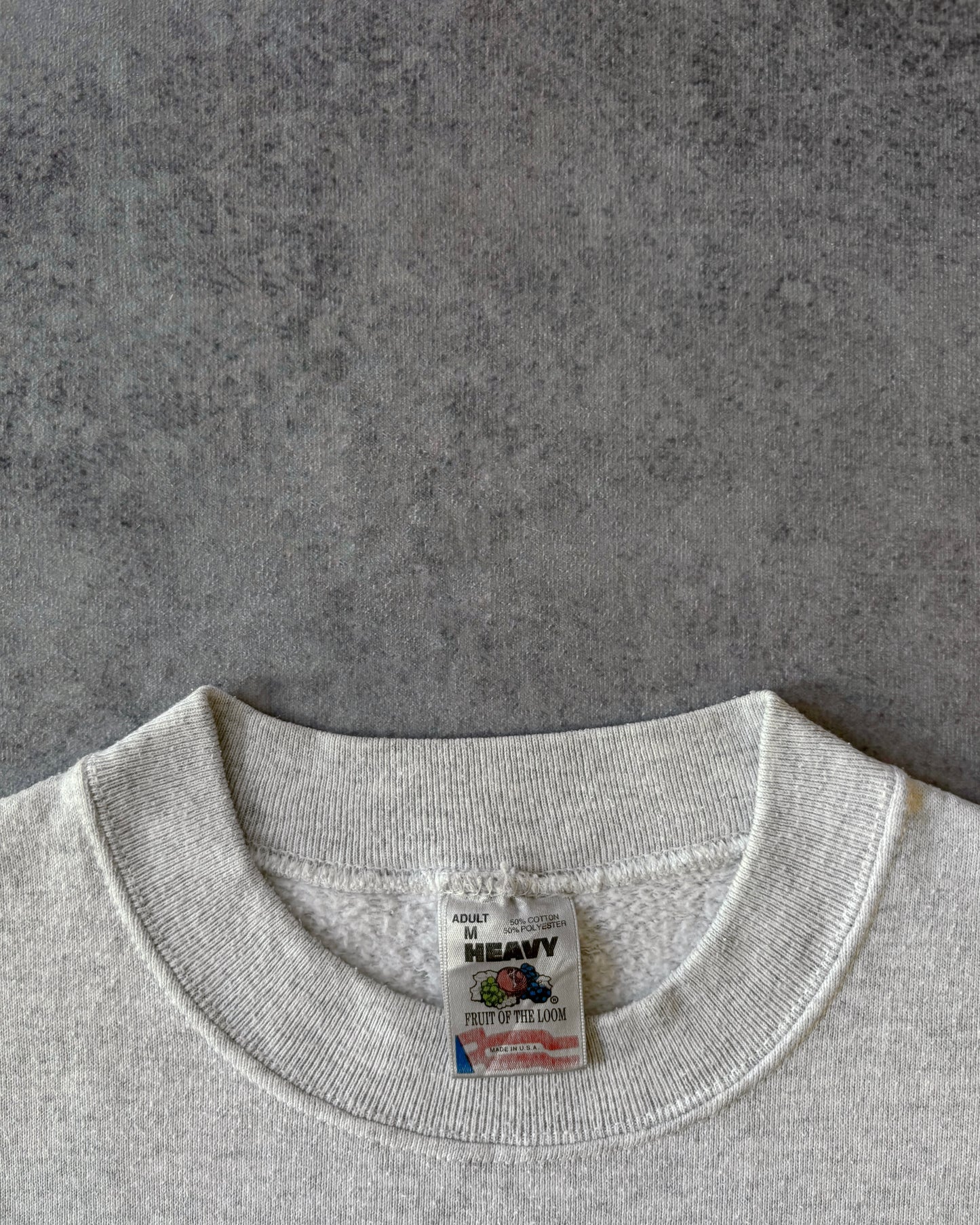 Vintage 1990s Wisconsin Badgers Crewneck Sweatshirt – Fruit of the Loom Heavy – USA Made