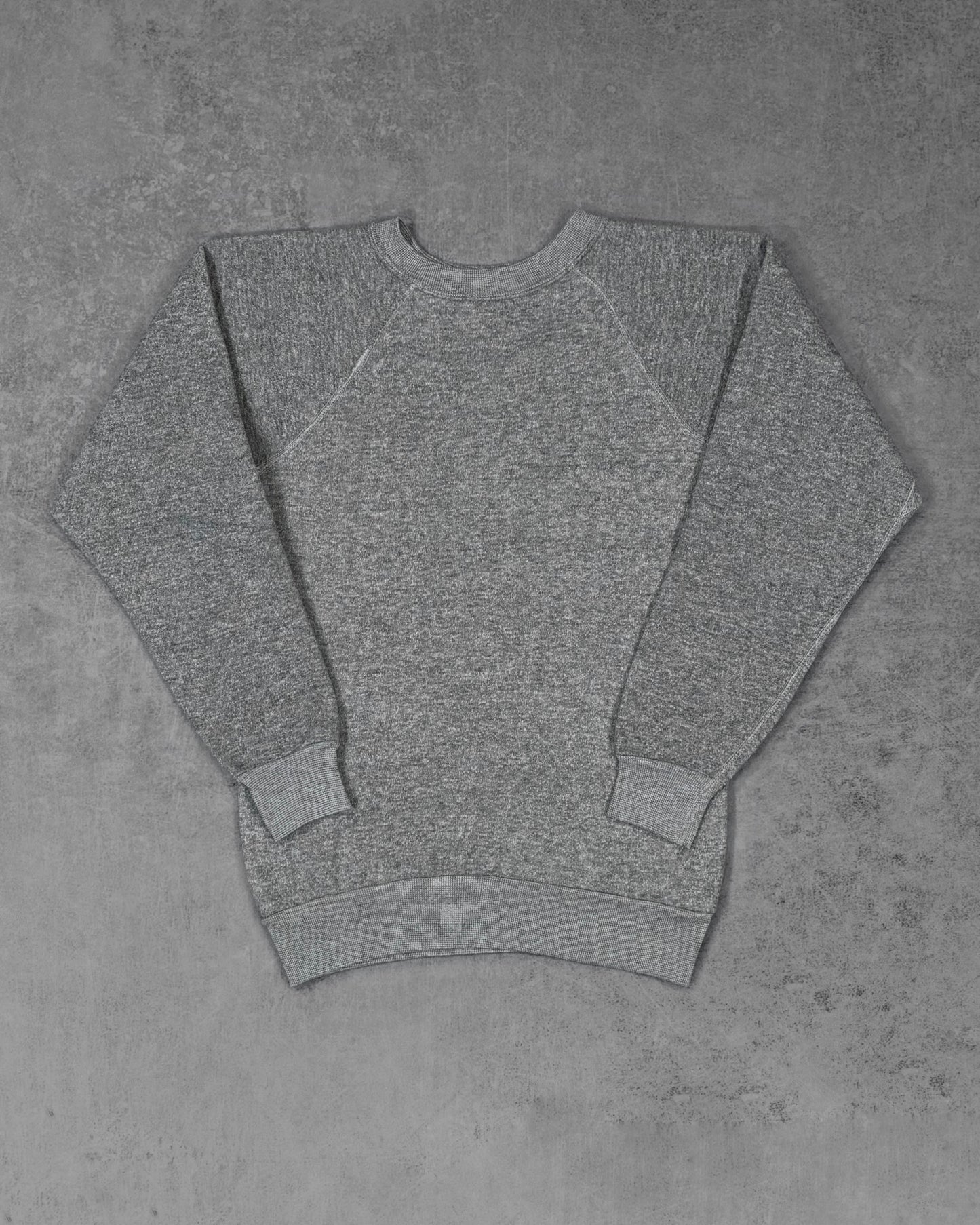 Vintage 1980s Discus Athletic Heather Grey Raglan Crewneck Sweatshirt – Made in USA