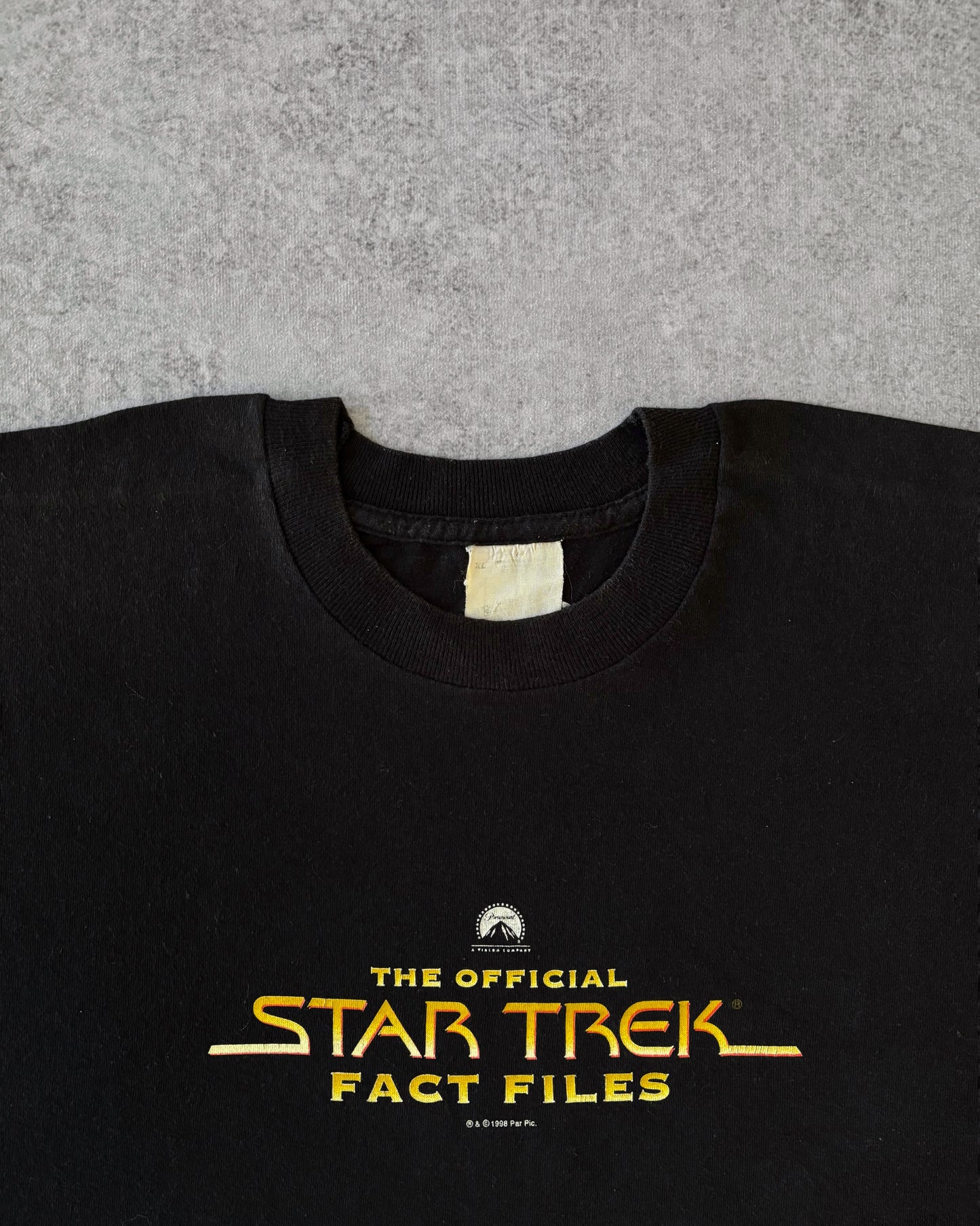 Vintage 1998 Star Trek Fact Files T-Shirt