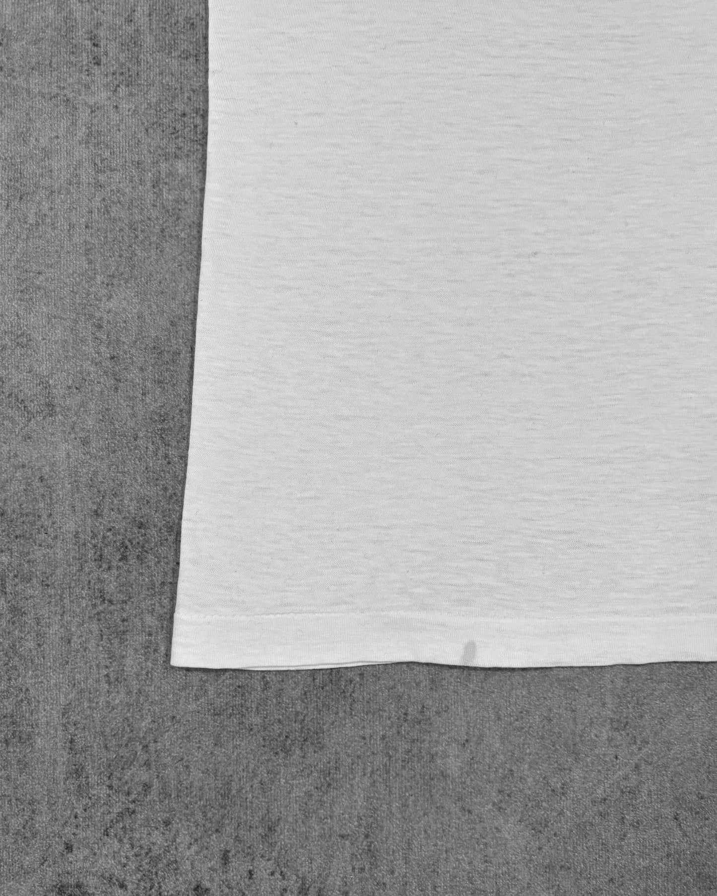 Vintage 1970s Blank White T-Shirt – Single Stitch Cotton Tee