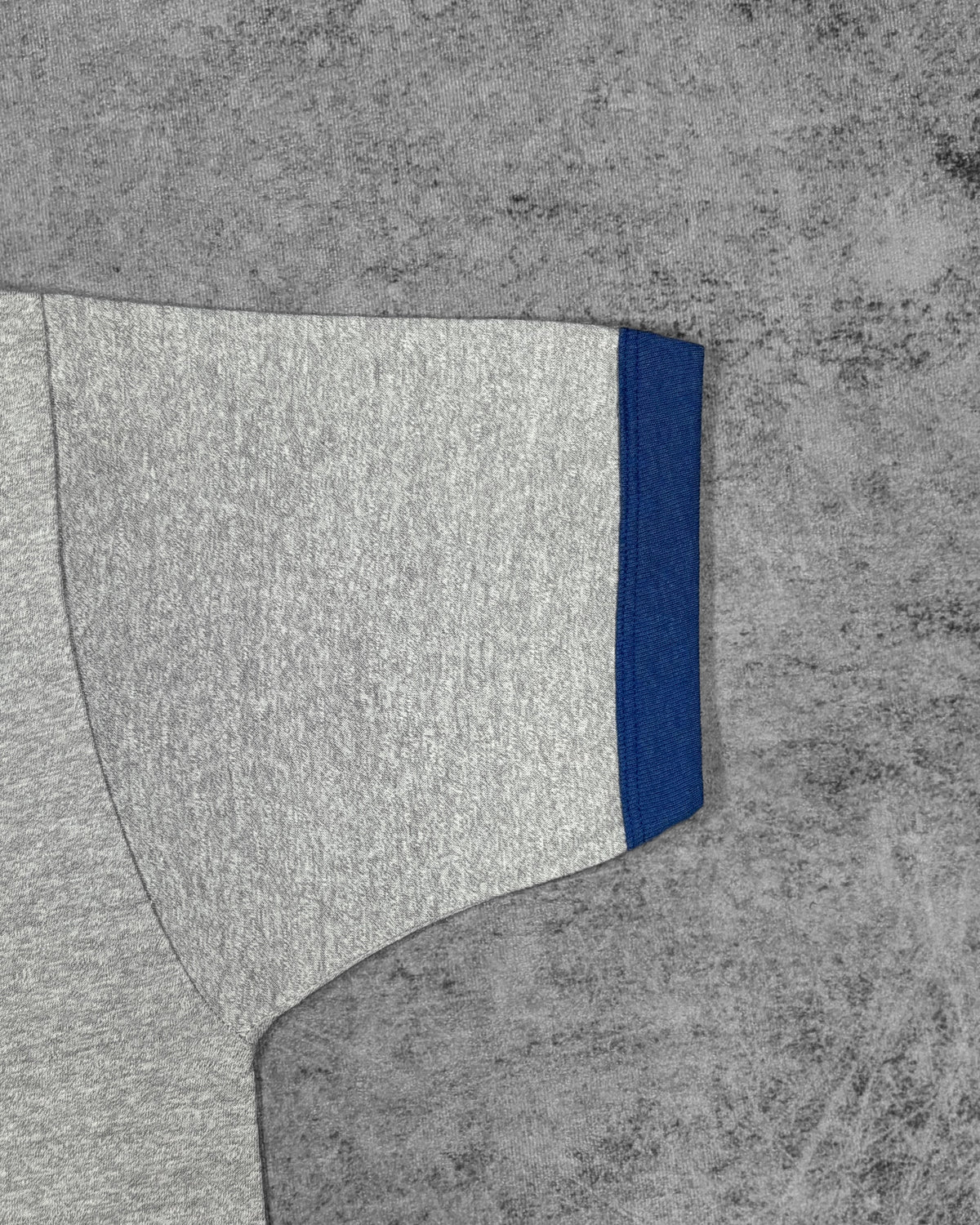 Vintage 1980s Berlin Checkpoint Charlie ringer t-shirt – ringer trim detail
