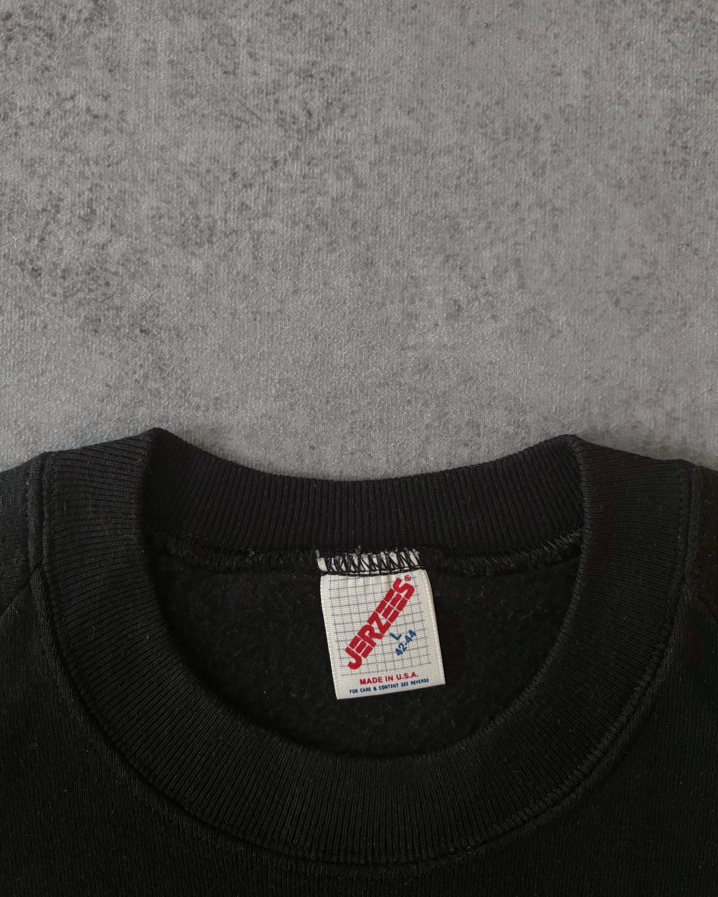 Vintage 1980s Bucket of Blood Saloon Sweatshirt – Virginia City Nevada – Jerzees USA – Black Graphic