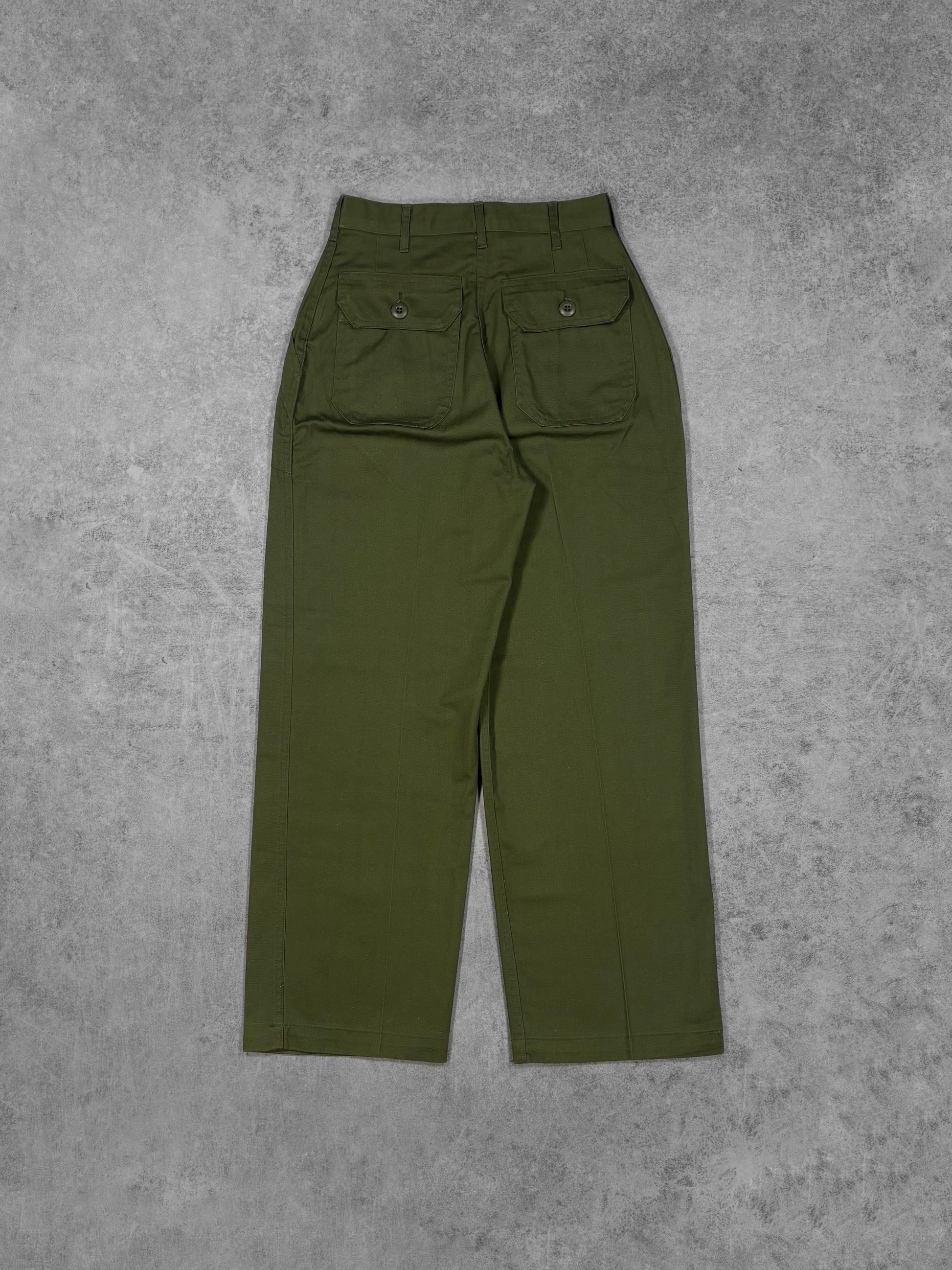 Vintage 1979 US Army OG-507 fatigue utility pants – front pocket detail