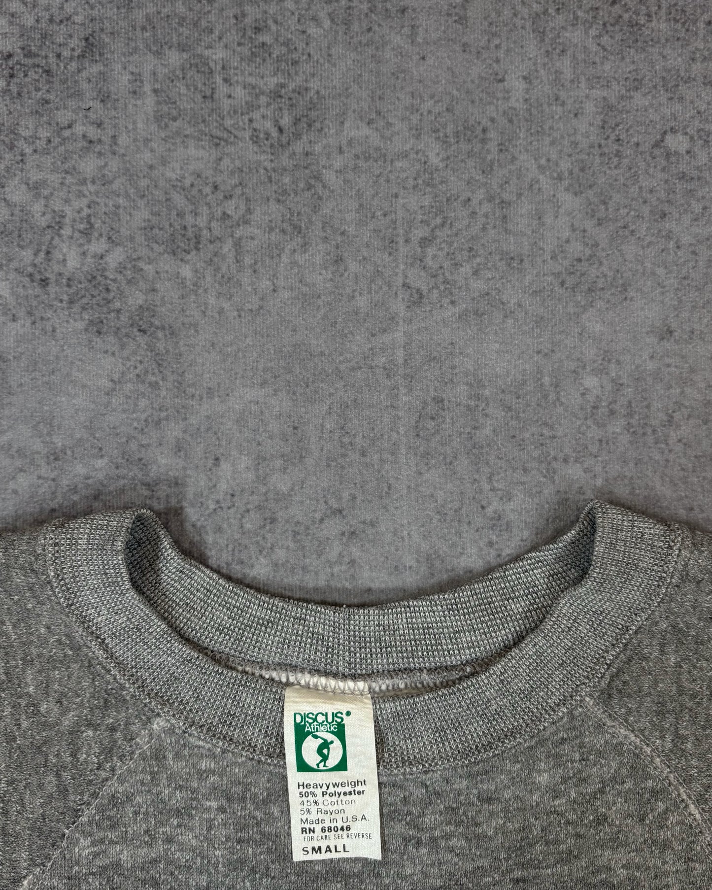Vintage 1980s Discus Athletic Heather Grey Raglan Crewneck Sweatshirt – Made in USA