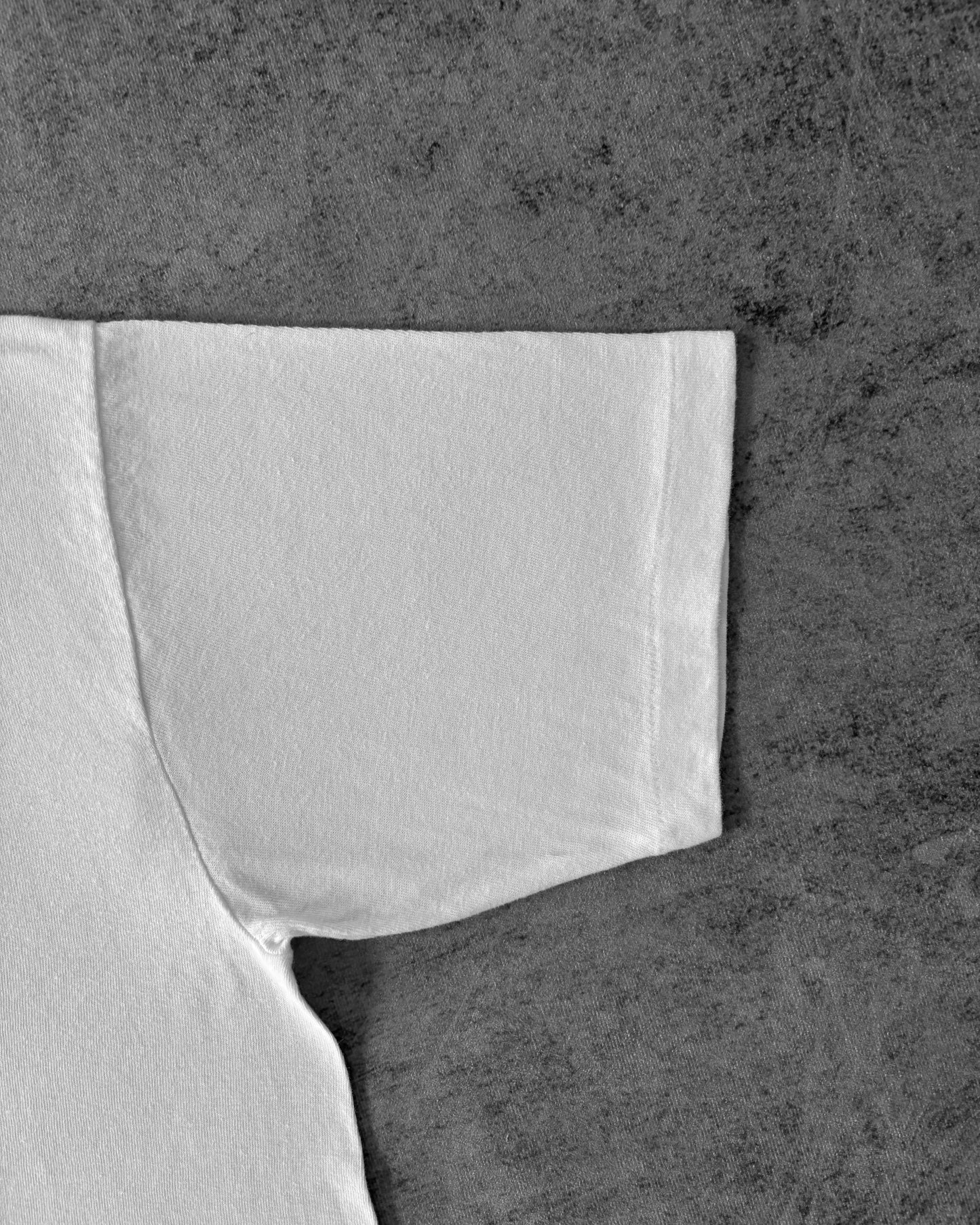 Vintage 1990s “Same Old F*ckin’ Gift” T-Shirt – Cartoon Duck – California Solar-T Tag