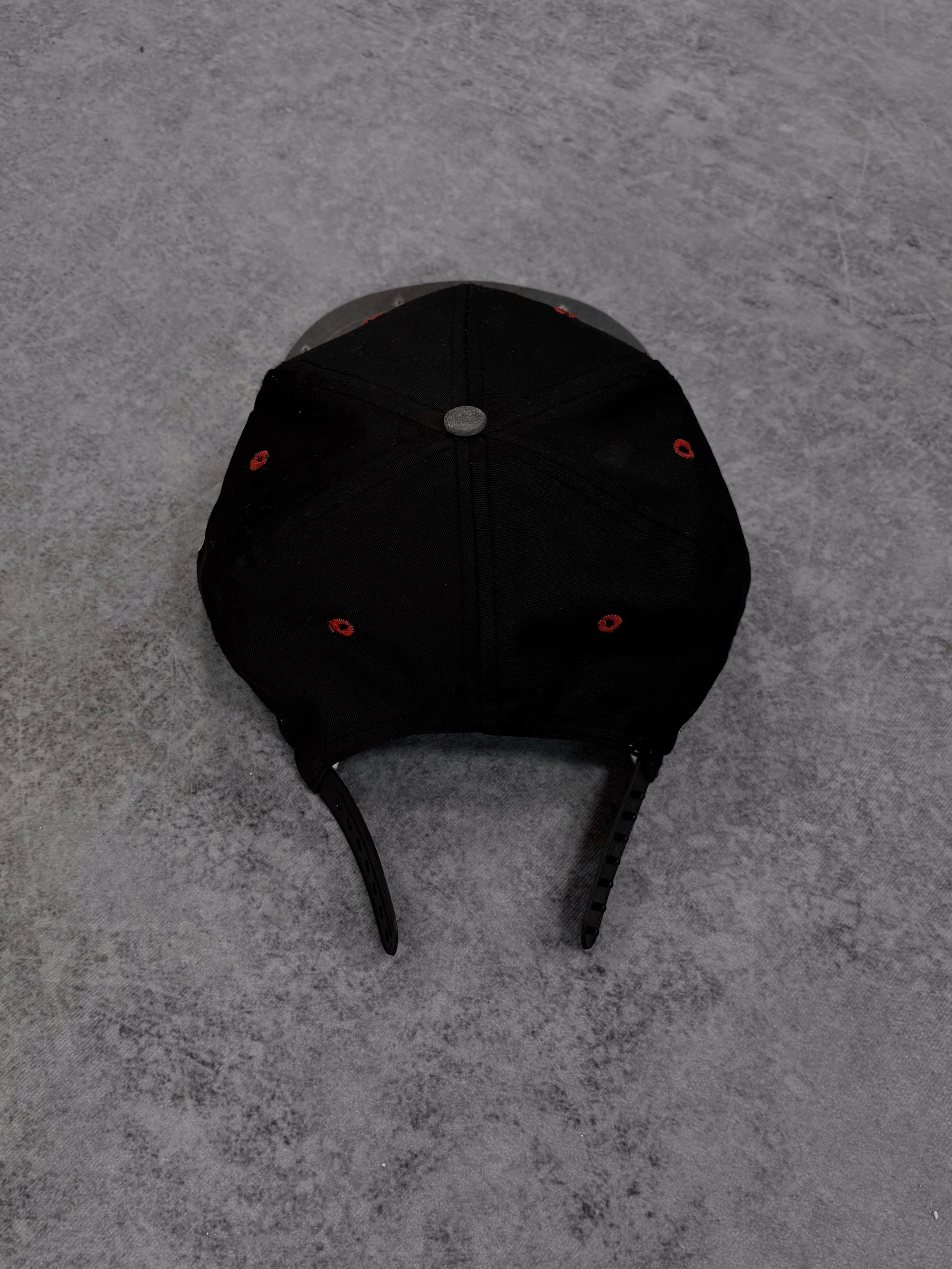 Chicago Bulls 1991 cap back closure detail