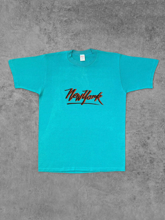 Vintage 1980s New York Script Graphic T-Shirt – Jerzees - Made in USA - Tourist Tee