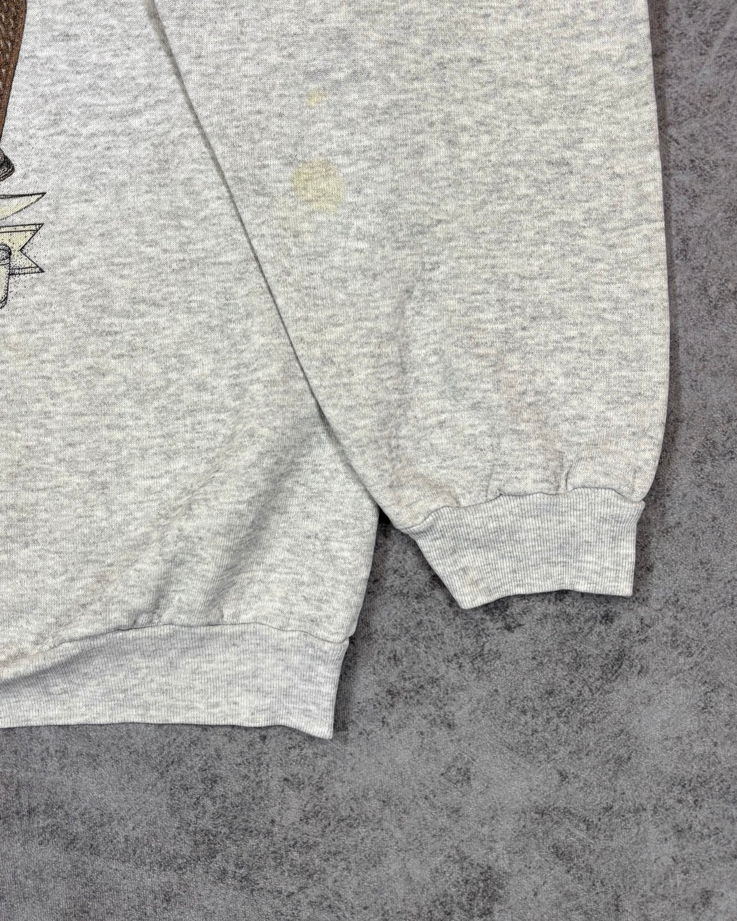 Vintage 1990s North American Outfitters Deer Hunting Graphic Crewneck Sweatshirt – Tultex Blank – Hunting Rifle Print