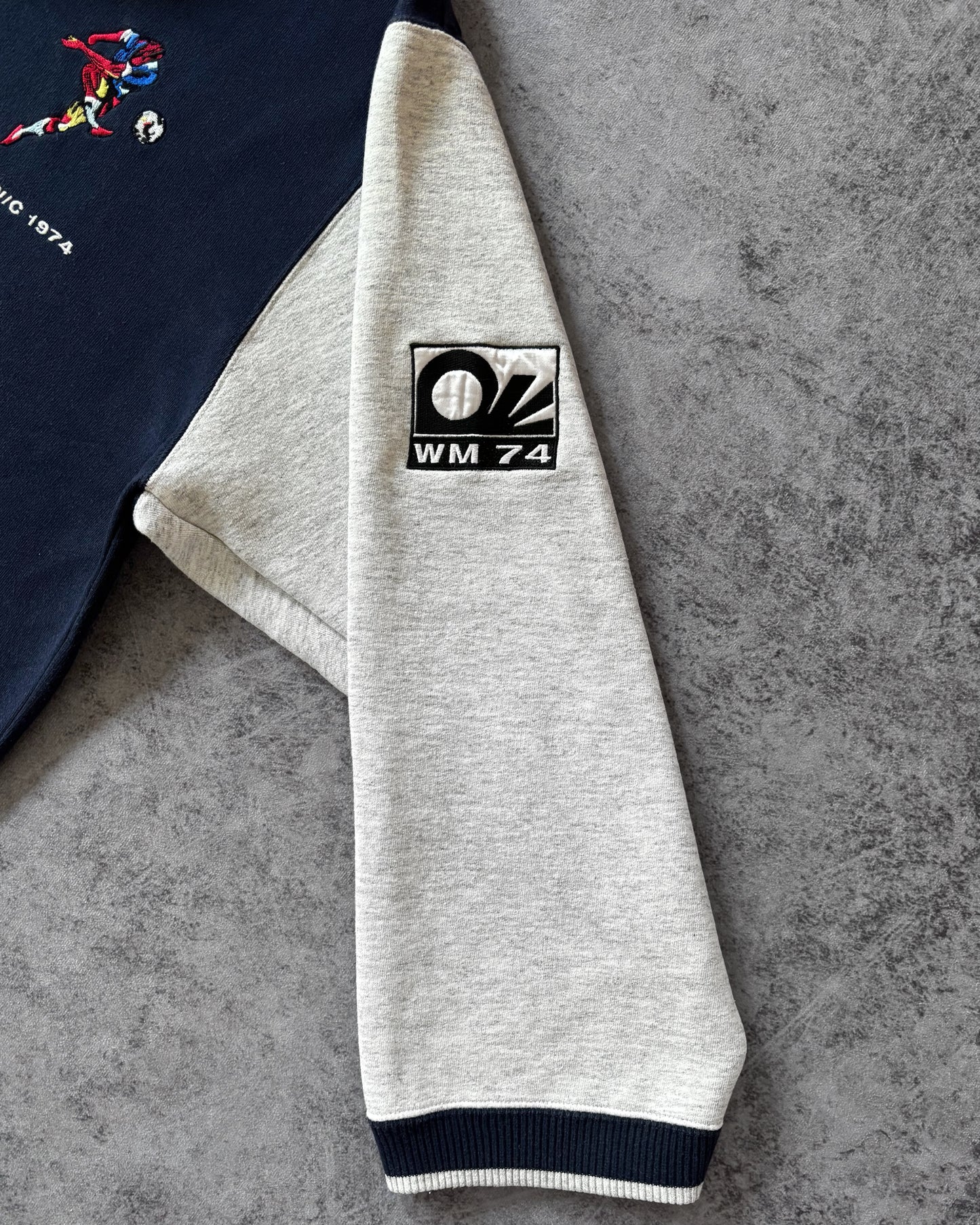 Vintage Adidas 90s FIFA World Cup 1974 Sweatshirt – Limited Edition Retro Half Zip