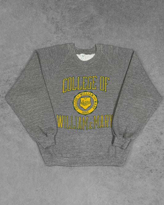Vintage 1980s William & Mary College Crewneck Sweatshirt – Artex Made in USA – Classic Collegiate Spellout