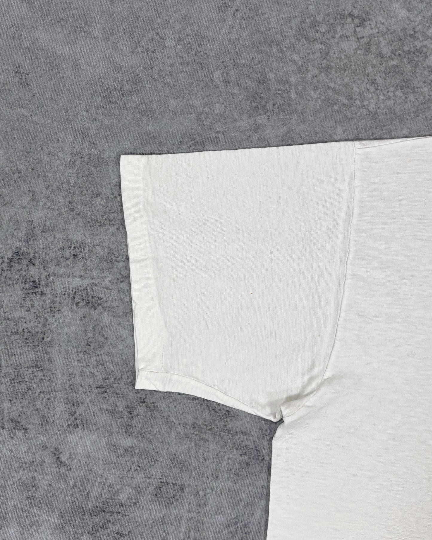 Vintage 1970s Blank White T-Shirt – Single Stitch Cotton Tee