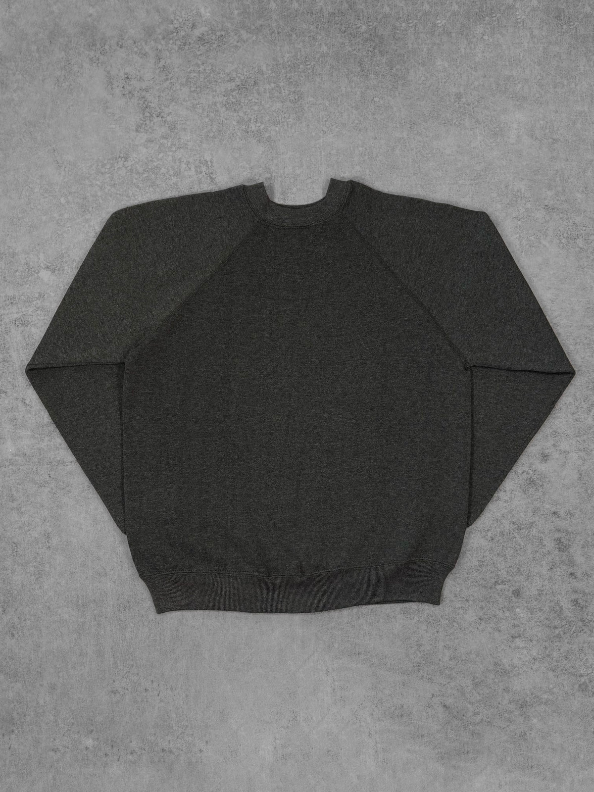 Vintage 1980s Tultex Sweats Appeal Anthracite Blank Raglan Crewneck – Made in USA