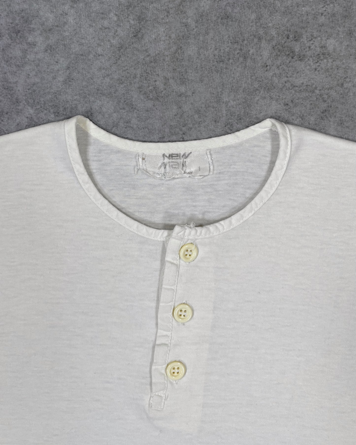 Vintage 1980s Henley Tee – Off White Cotton Base Layer T-Shirt
