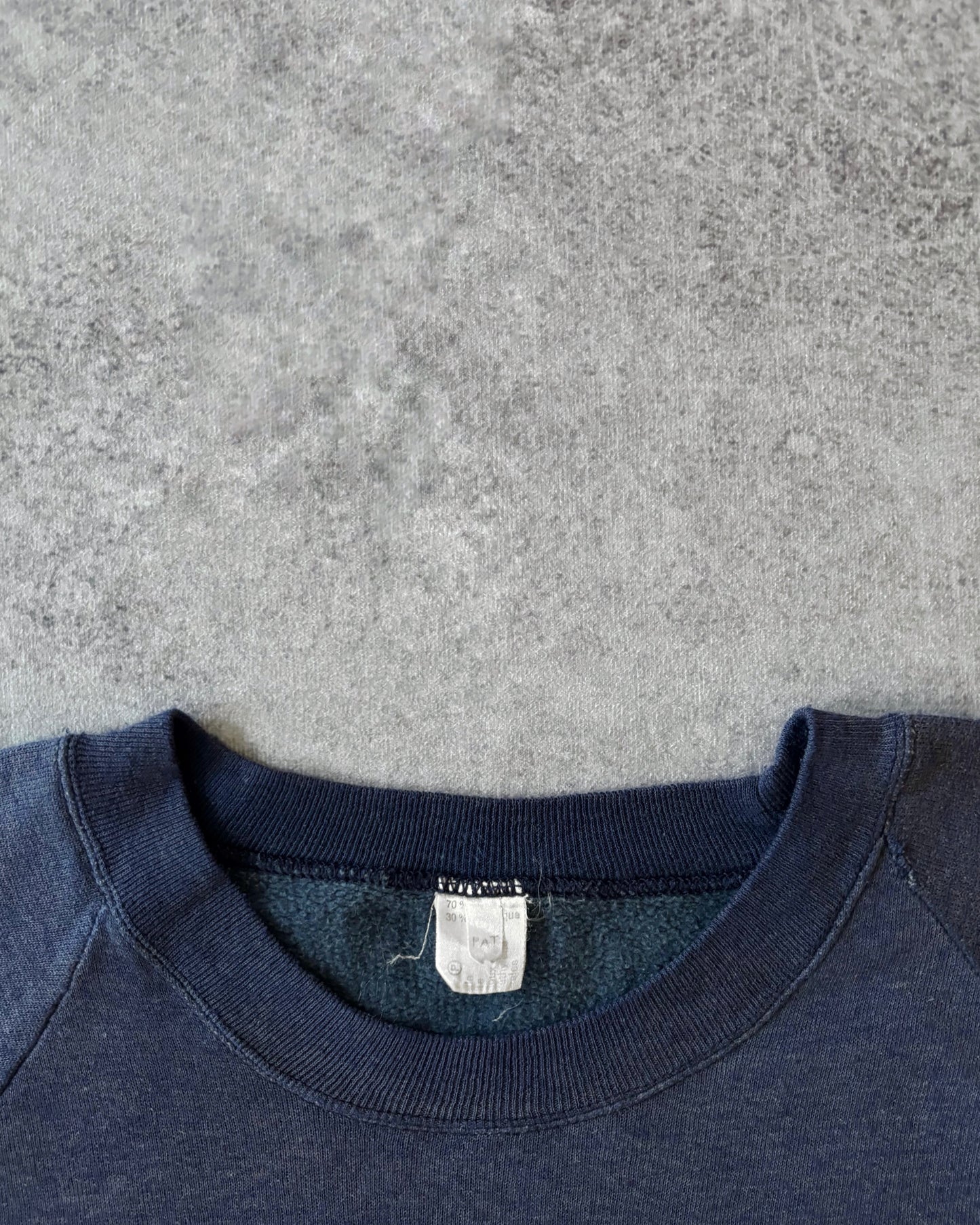 Vintage Sun Faded 1980s US Air Force Embroidered Distressed Crewneck